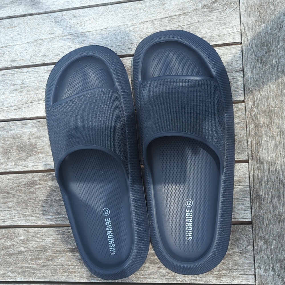 Cushionaire Feather Cloud Recovery Pool Slides